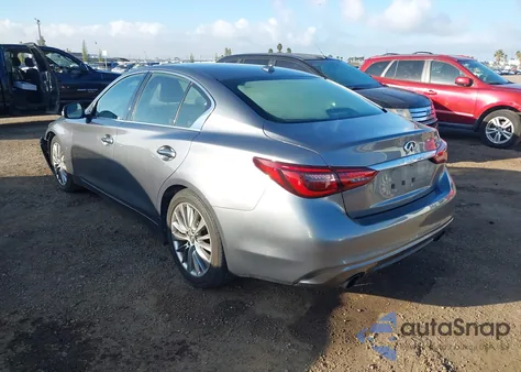 2018 Infiniti Q50 3.0T Luxe z USA, uszkodzony, nr VIN JN1EV7AP0JM361995